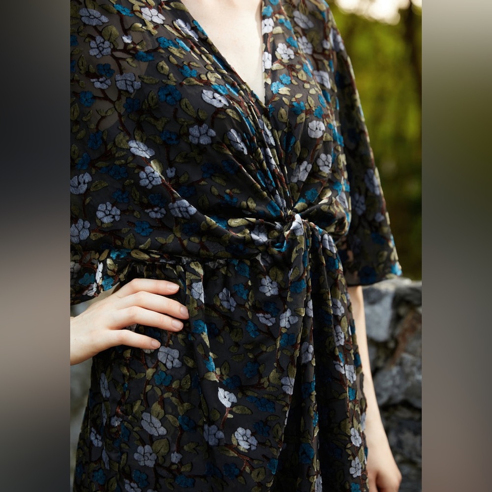 ModCloth Black Floral Velvet Burnout Kimono-Style Dress XL - Picture 2 of 9